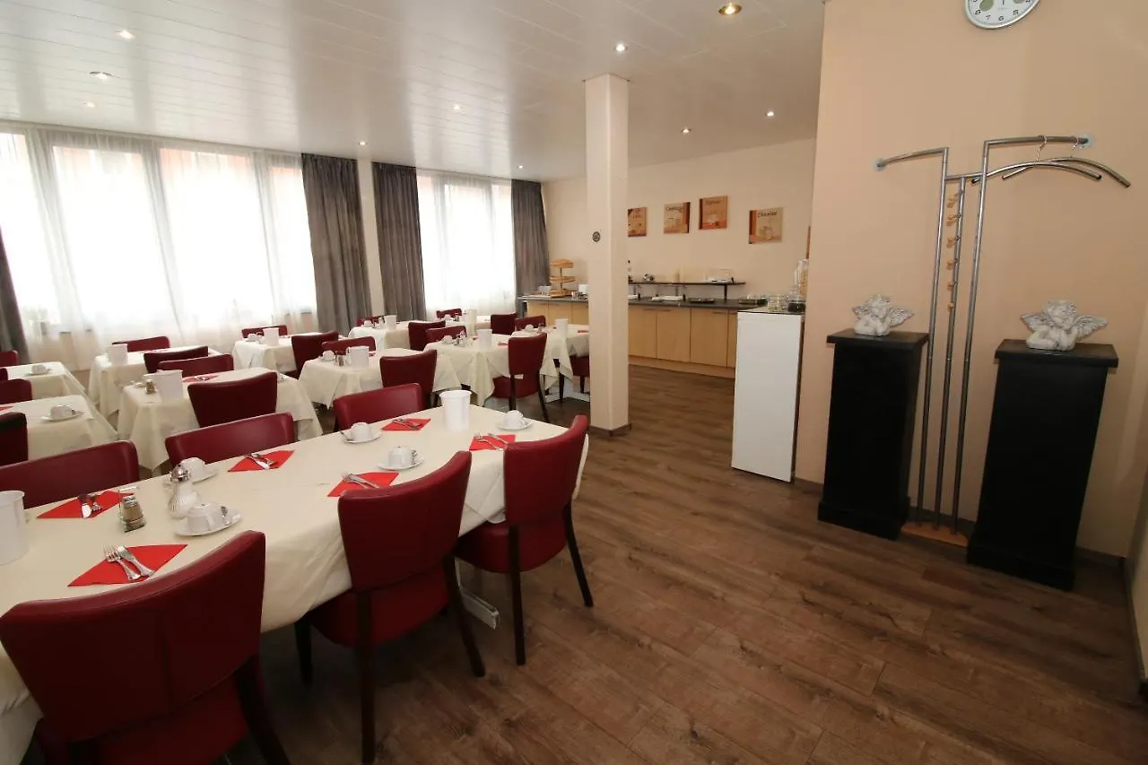 Concorde Hotel Ascot Düsseldorf 3*,  Almanya