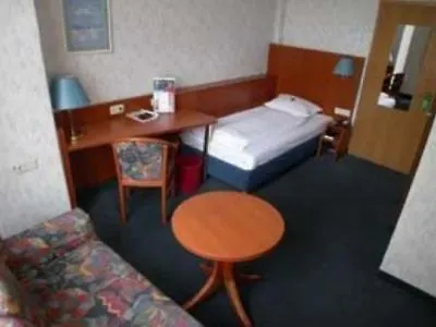 Concorde Hotel Ascot Düsseldorf Almanya