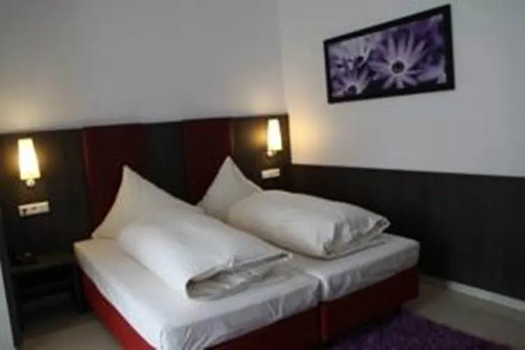 Concorde Hotel Ascot Düsseldorf 3*,  Almanya